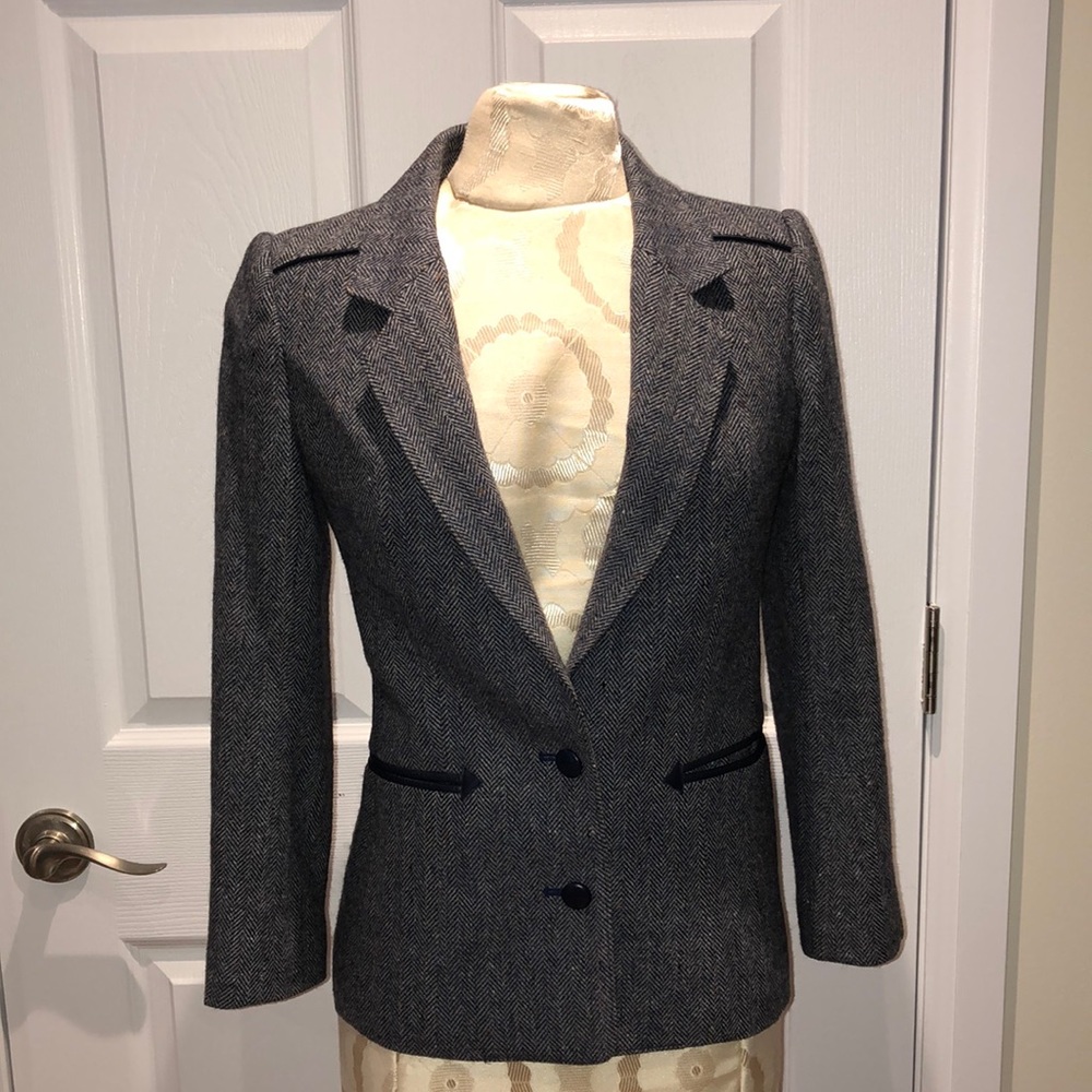 La Vie | EUC Vintage Grey Blazer with Faux Leather Accents